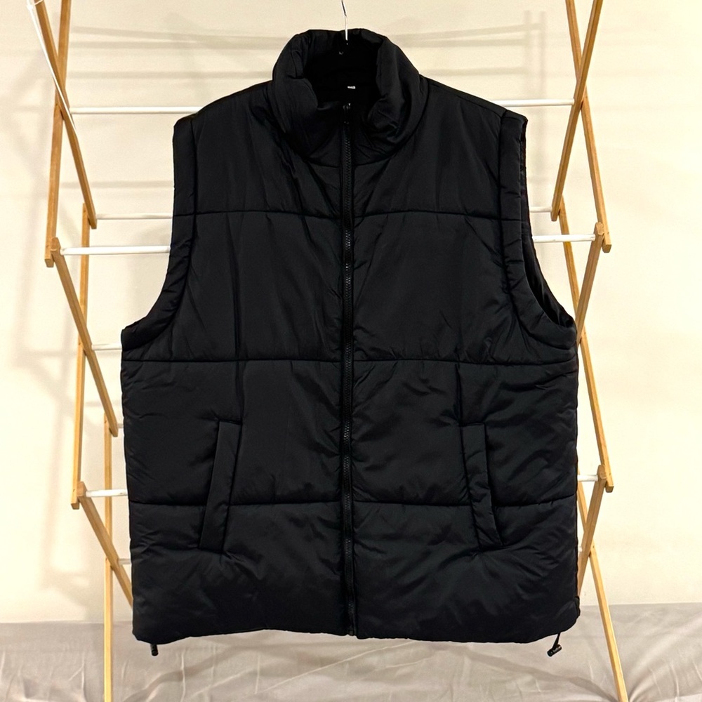 Men's Sleek Black Puffer Vest